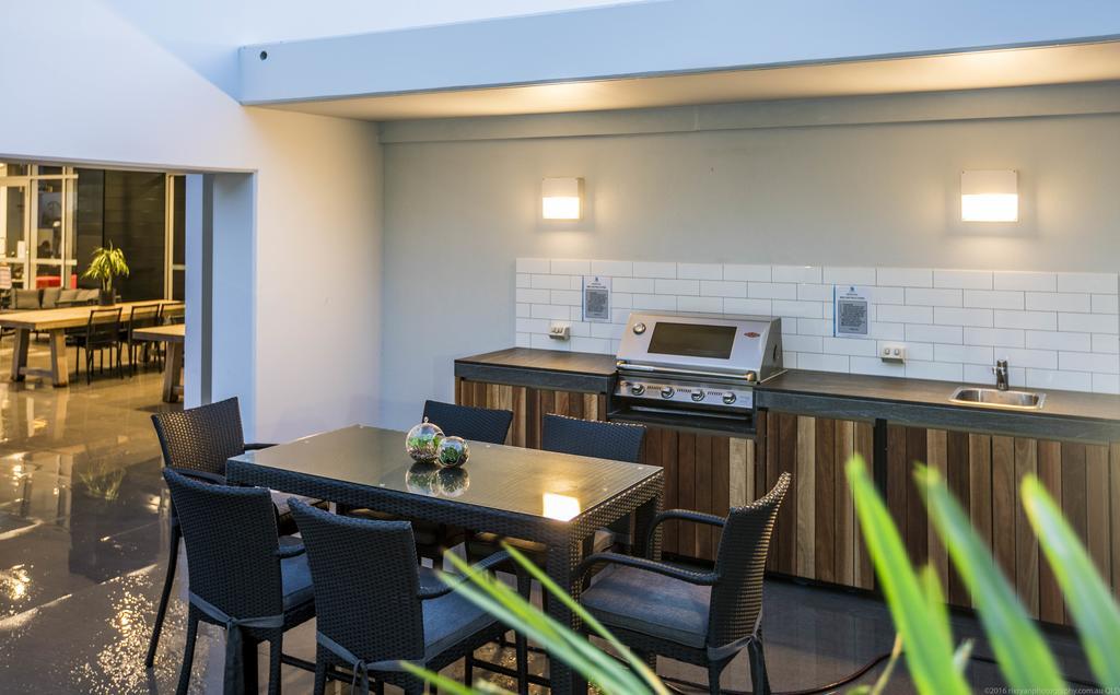 Synergy Broadbeach - Official Gold Coast Zewnętrze zdjęcie